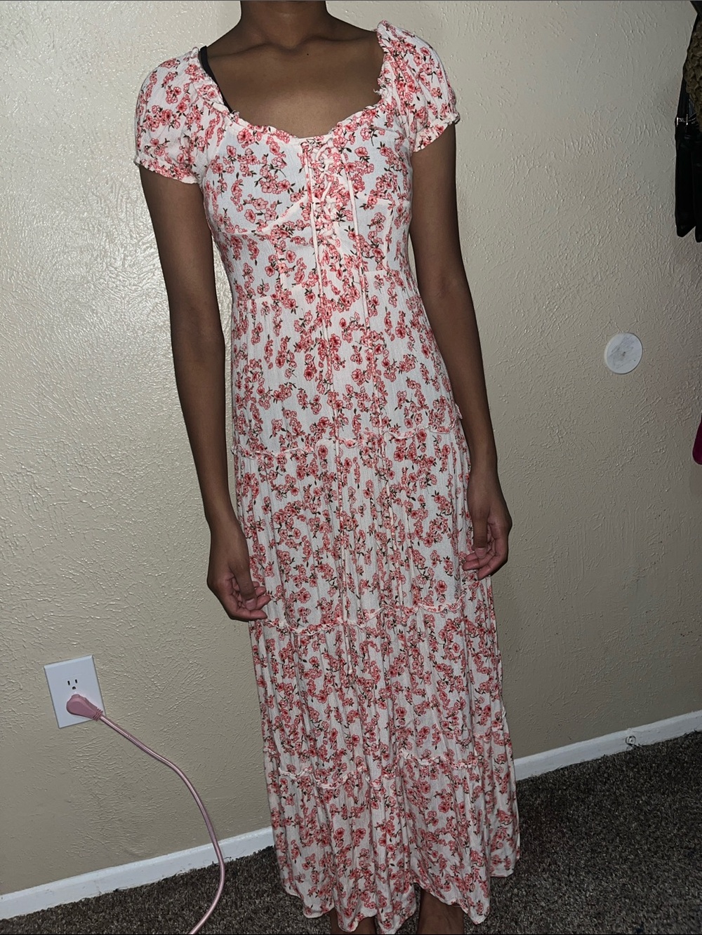 Floral Maxi Dress with Puff Sleeves - White & Red
